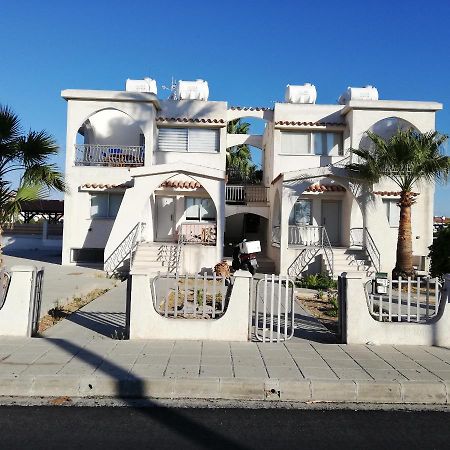 Lovely 1Betroom Apartment Near The Beach Піла Екстер'єр фото